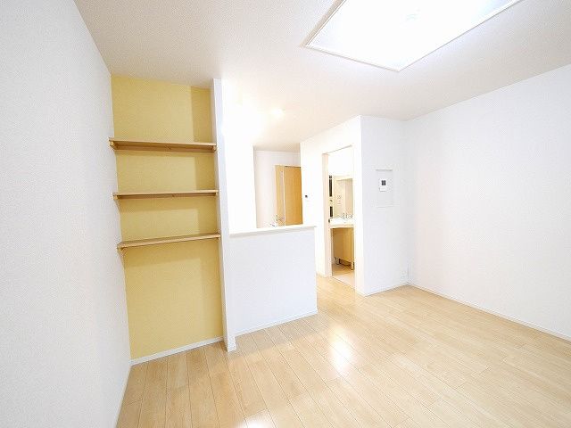 カーサベルデⅠのトイレ|落ち着いたトイレです