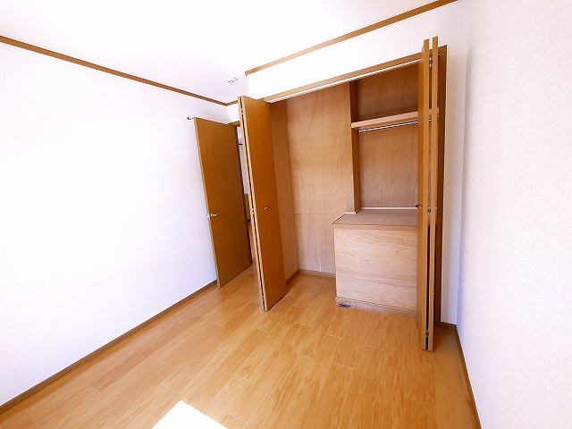ブランドールＡ（奈良市二名）の収納|大きなものも収納できそうです