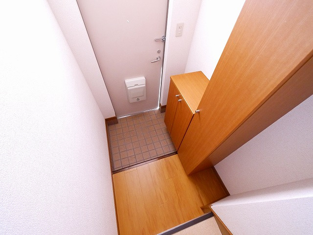 ブランドールＡ（奈良市二名）の玄関|落ち着いた玄関です