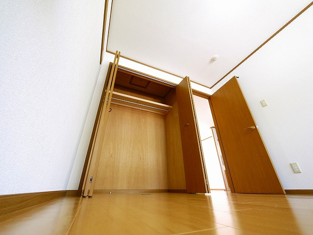 ブランドールＡ（奈良市二名）の収納|たっぷりとした収納スペースです
