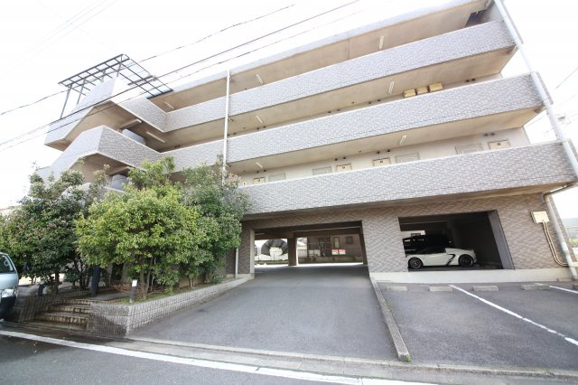 セカンドシェニールの外観