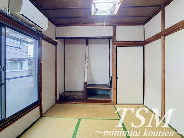 南中振一戸建て貸家の寝室