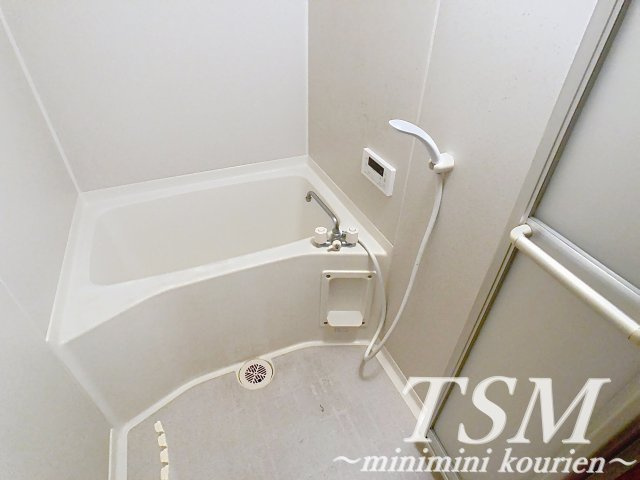 南中振一戸建て貸家の浴室