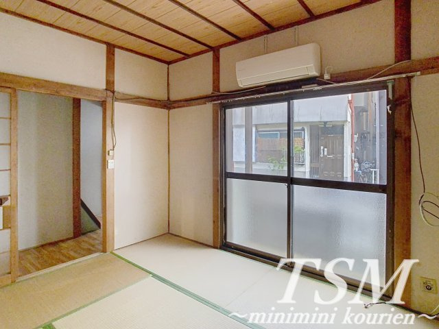南中振一戸建て貸家の和室