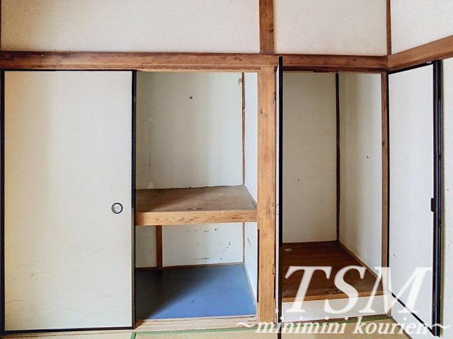 南中振一戸建て貸家の収納