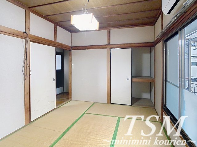 南中振一戸建て貸家の寝室