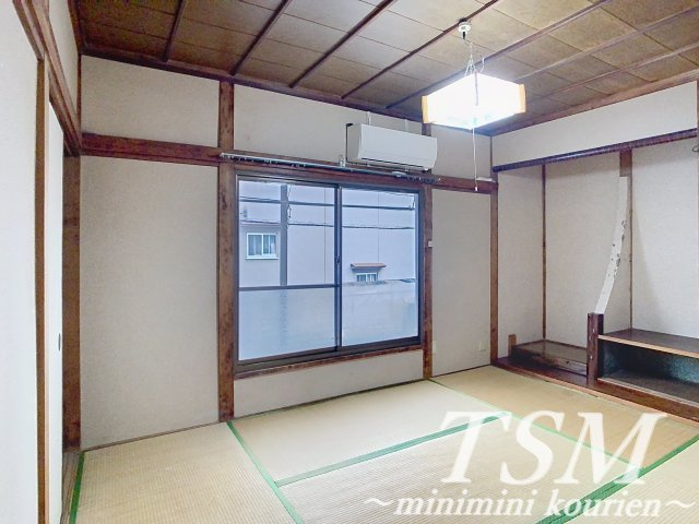 南中振一戸建て貸家の寝室