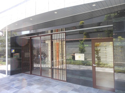 【エントランス】 | NORTH VILLAGE BIRTH PLACE