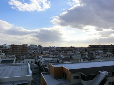 【展望】 | オリエント豊中アーバンライフ | 【現地写真】高い建物なく周辺を見渡せます♪