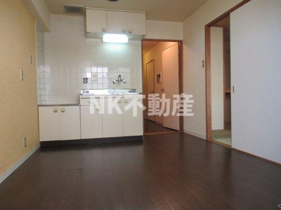 【居間・リビング】 | OMレジデンス八戸ノ里（八戸ノ里賃貸） | ダイニングです