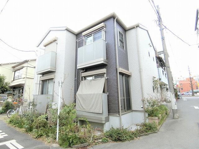 Acorn&Sunflowerの外観