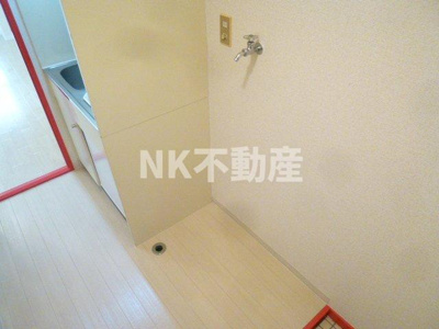 【設備】 | OMレジデンス八戸ノ里（八戸ノ里賃貸） | 室内洗濯機置き場です