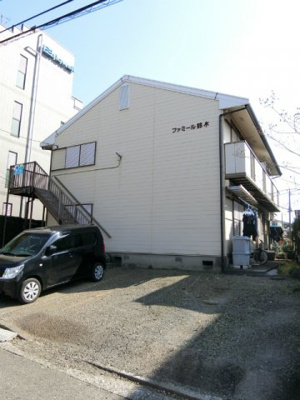 【外観】 | ファミール鈴木 | ブルーライン「仲町台」駅より徒歩6分！1フロア2住戸の2階建てアパート♪コンビニが近くてちょっとしたお買い物に便利です◎