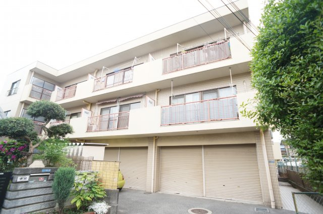 プティ・セジュールの外観