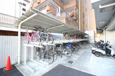 【設備】 | ルミエール八尾駅前 | ☆屋根付き駐輪場☆
