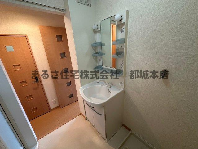 Hermitの独立洗面台