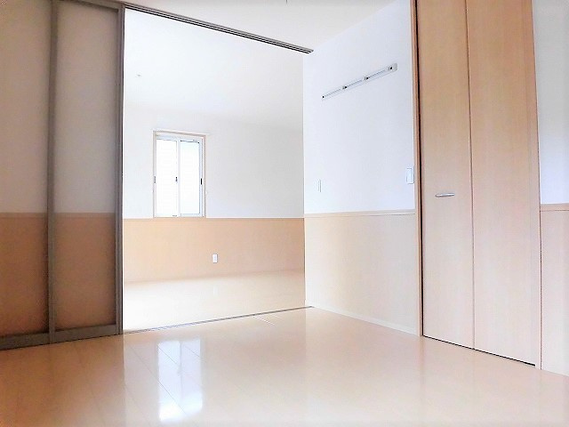 ヴィブレ熊川の寝室|写真は同建物の別部屋を参考に掲載しております。