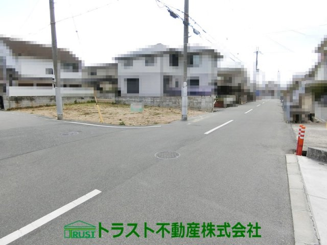 明石市沢野2丁目　土地の前面道路含む現地写真