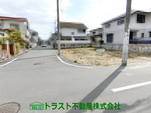 明石市沢野2丁目　土地の前面道路含む現地写真