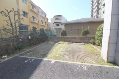 【駐車場】 | ロイヤルメゾン上野西