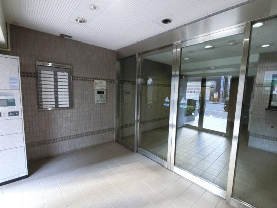 【エントランス】