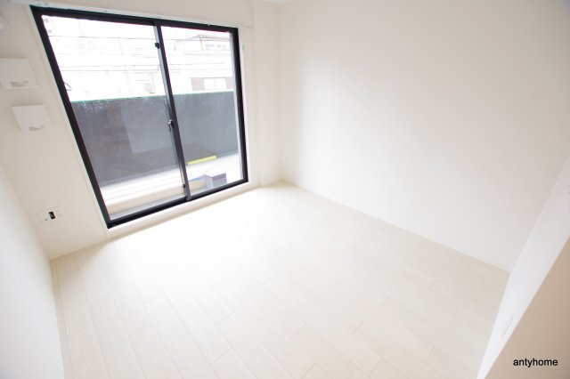 レジュールアッシュ桜宮リバーコート　仲介手数料無料の居間・リビング