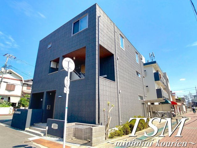 ポルト ボヌールの外観