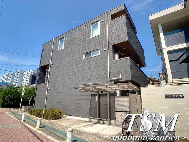 ポルト ボヌールの外観