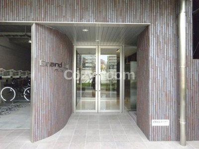 【エントランス】 | グランブルジュ