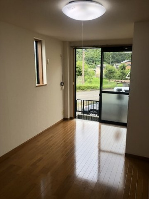 【居間・リビング】 | サンサーラ | ※同建物同型別のお部屋