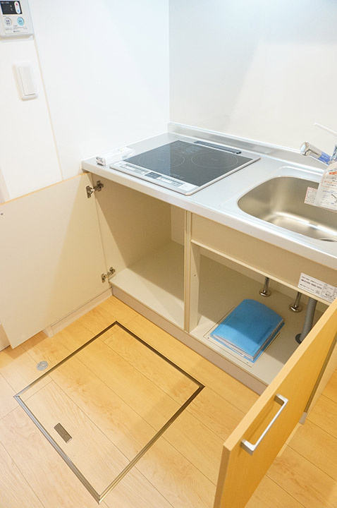 クオリティハイツ幕張本郷のキッチン|流し台収納（他号室）