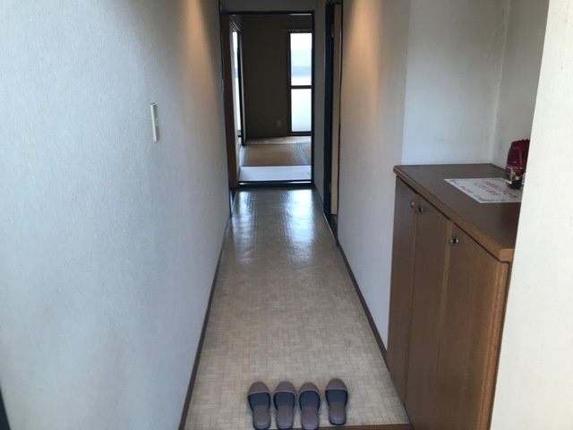 ペルローズＡの玄関