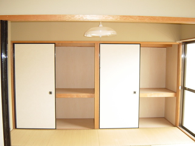 ペルローズＡの収納