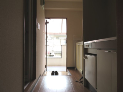 【玄関】 | メビウスコート国立 | 別号室の写真です