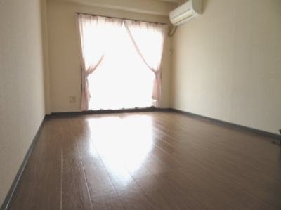 【居間・リビング】 | メビウスコート国立 | 別号室の写真です