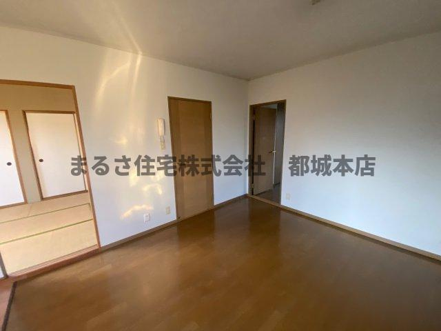 セジュールウエストの居間・リビング