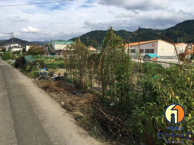 売地　八女市黒木町　コスモス　太陽光の外観