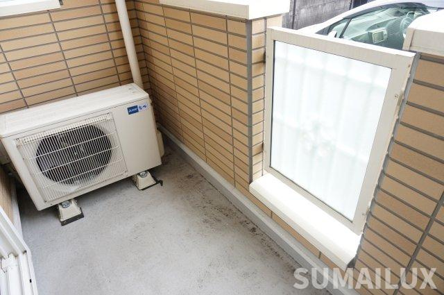 熊本市東区御領５丁目のアパートのバルコニー