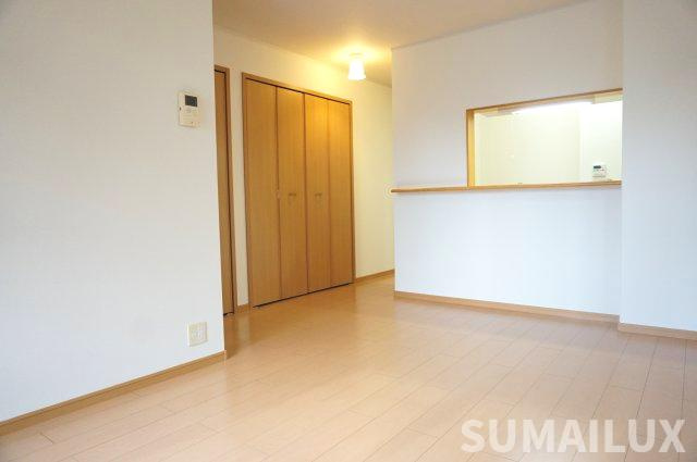 熊本市東区御領５丁目のアパートの居間・リビング