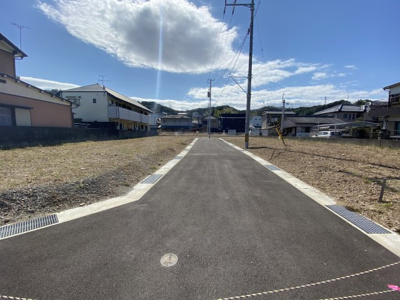【前面道路含む現地写真】 | 大津　分譲地
