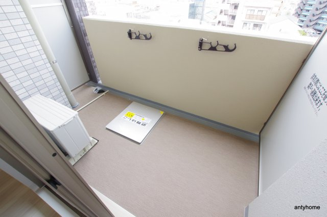 レジュールアッシュ都島ブリーゼ　仲介手数料無料のバルコニー