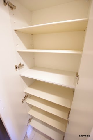 レジュールアッシュ都島ブリーゼ　仲介手数料無料の収納