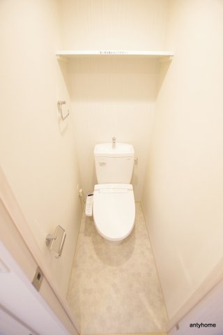 レジュールアッシュ都島ブリーゼ　仲介手数料無料のトイレ