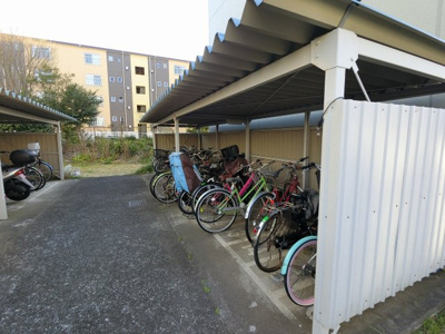 【その他共用部分】 | 竹山団地1306号棟 | 駐輪場。