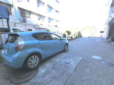 【駐車場】 | 二ツ池ハイネス | 駐車場です。