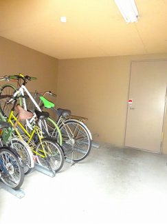 【その他共用部分】 | 駐輪場です