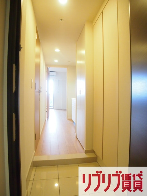 ヒューリックレジデンス千葉中央の玄関