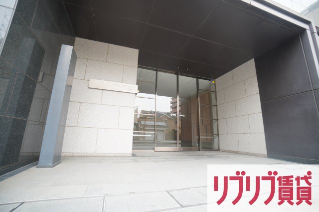 ヒューリックレジデンス千葉中央のエントランス