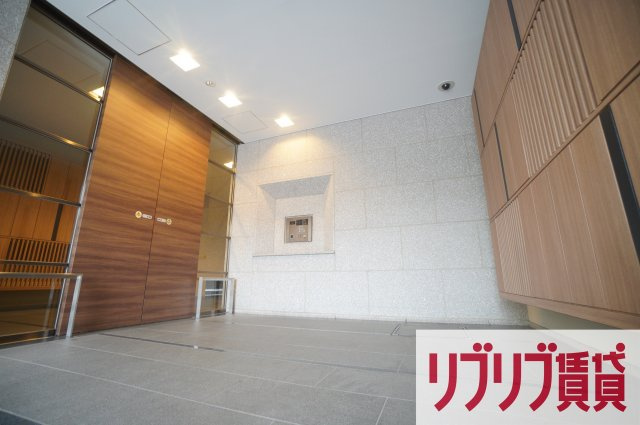 ヒューリックレジデンス千葉中央のエントランス