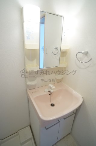 リーガルコート山本駅前の洗面所